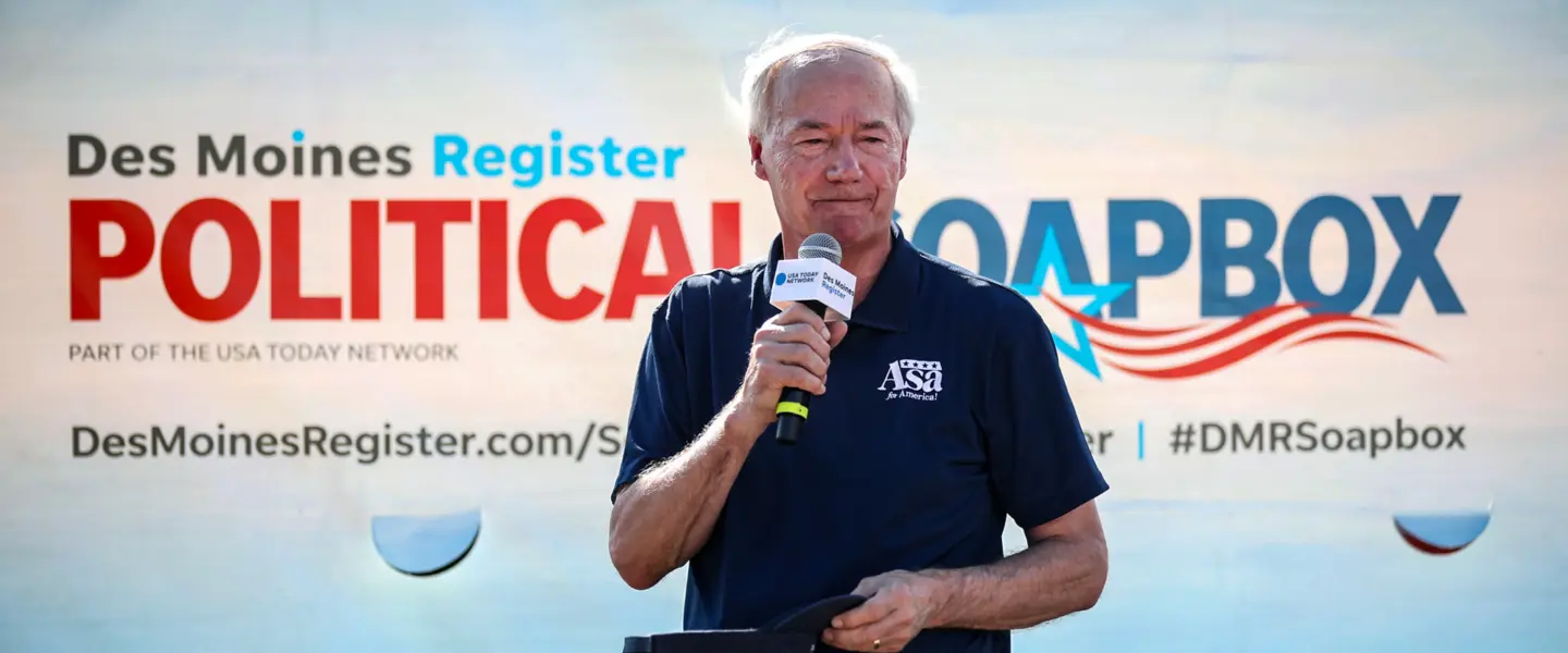 Asa Hutchinson, Political Soapbox