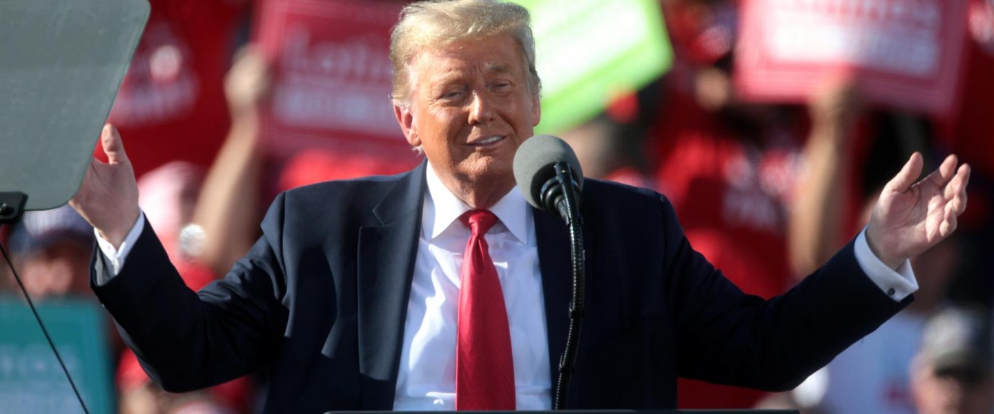 Donald Trump, airport, rally, Goodyear, AZ