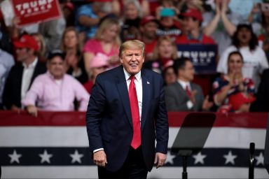 Donald Trump, no podium, Keep America Great, rally, Phoenix, AZ