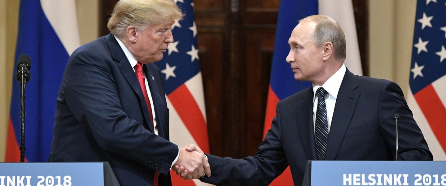 Donald Trump, Vladimir Putin, Helsinki, shaking hands