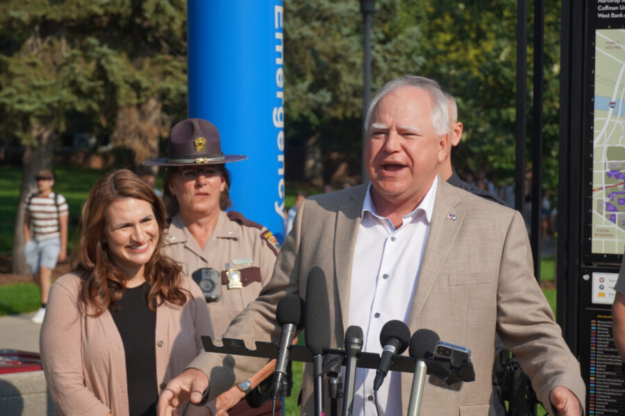 Tim Walz, Peggy Flanagan