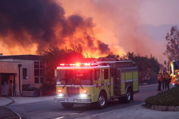 Pacific Palisades, Los Angeles, California, Fire, Firetruck, Burning House