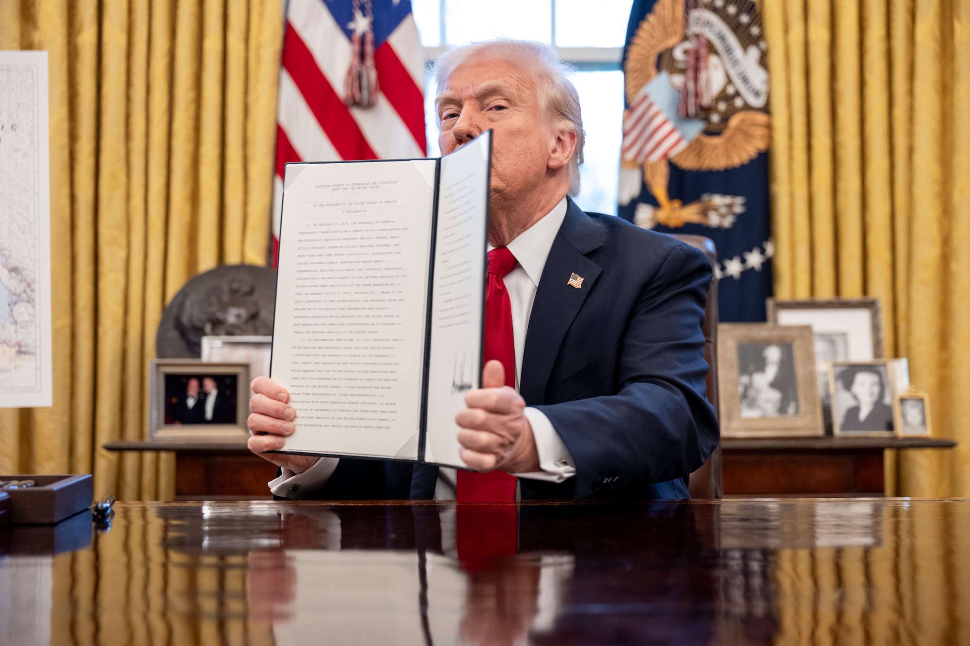 Trump, Auto Tariffs, Oval Office