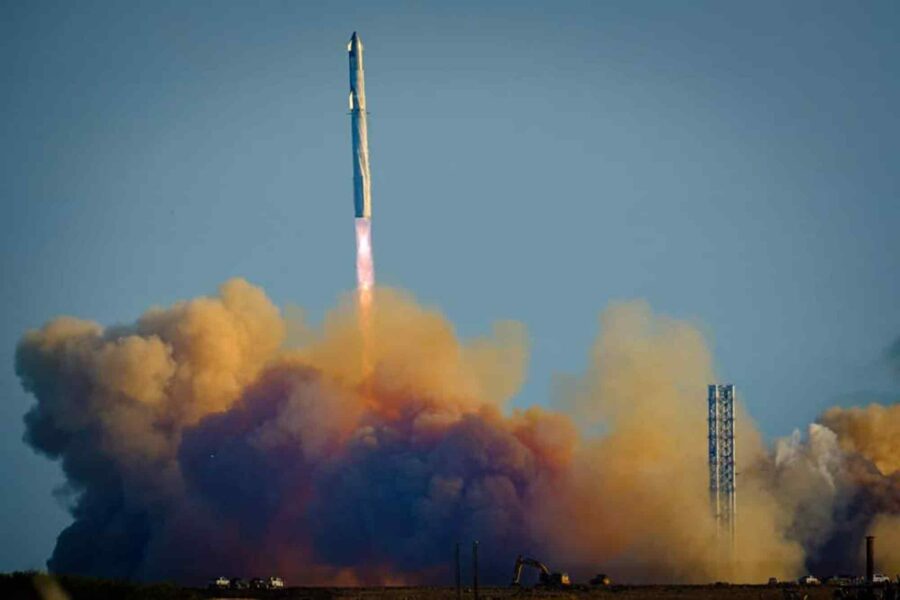 Starship launch, explosion, Boca Chica, Texas