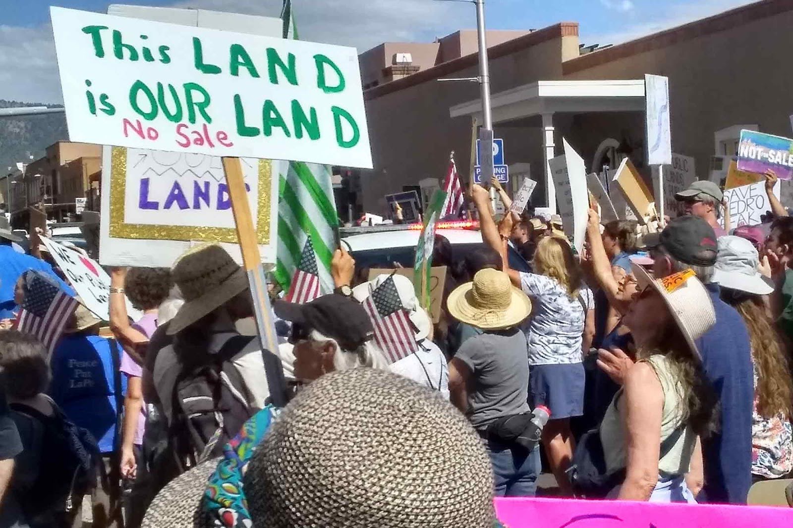 Protestors, Doug Burgum, Santa Fe