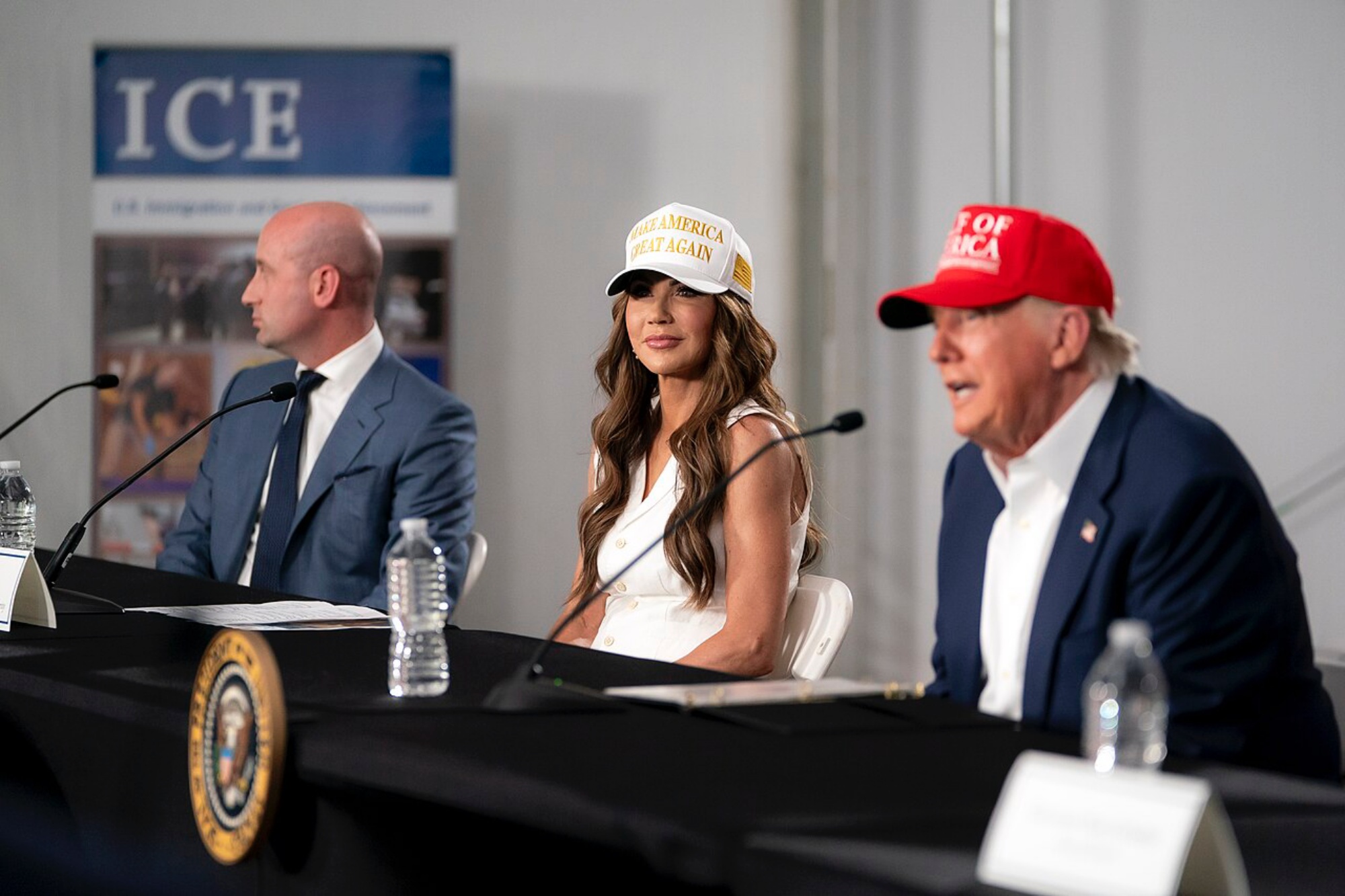 Donald Trump, Kristi Noem, Alligator Alcatraz