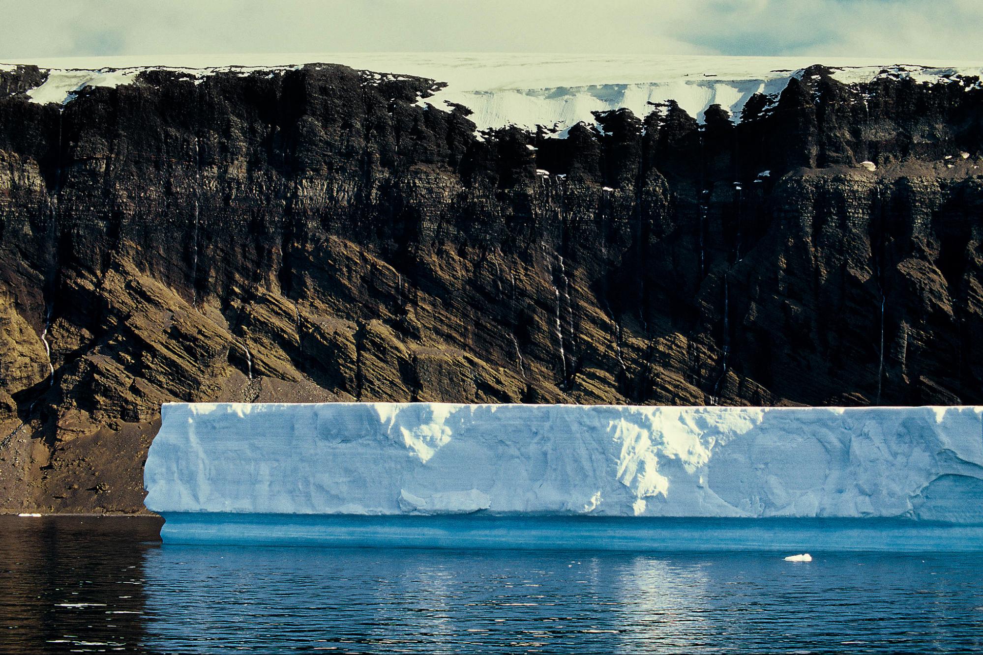 climate crisis, global warming, 1.5M-year-old Antarctic ice sheet, sample, research study