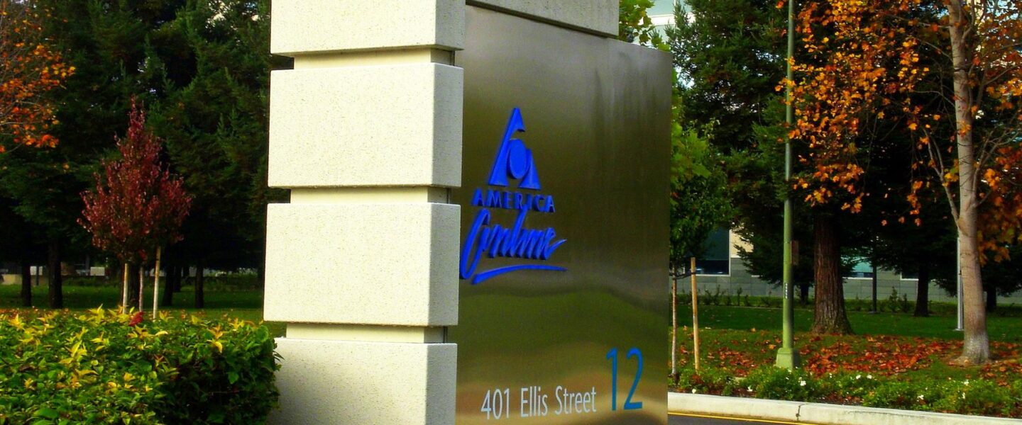 tech, internet service, AOL, dial-up, discontinuation