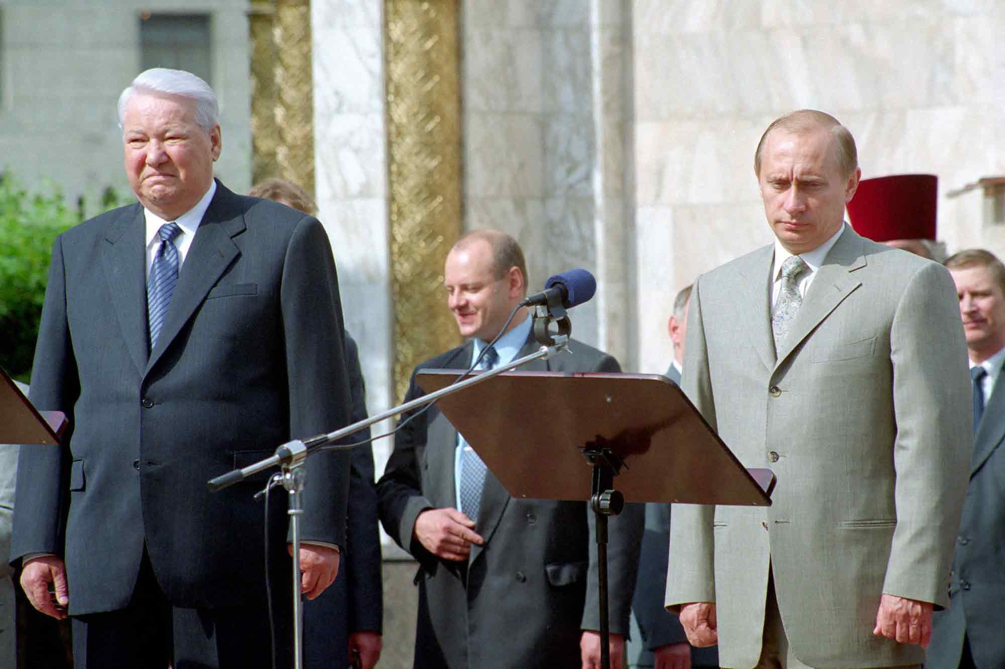 Boris Yeltsin, Vladimir Putin, Moscow