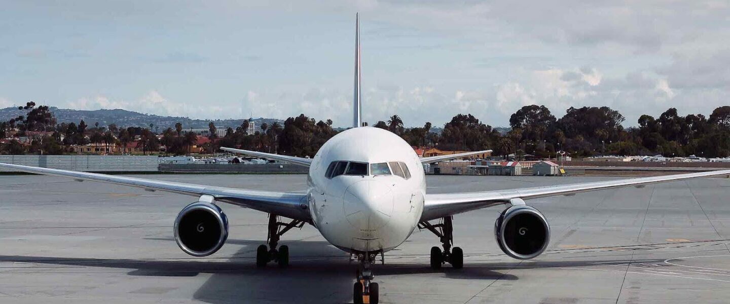 Delta N138DL, Boeing 767-300, San Diego