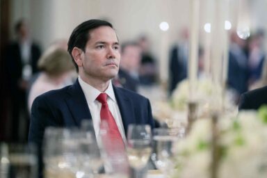 Marco Rubio, listens, Donald Trump, White House, dinner