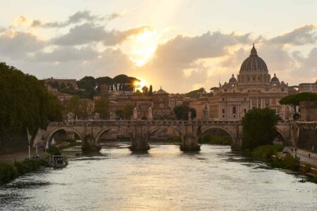 Ponte Sant`Angelo, Tiber river, Basilica di San Pietro