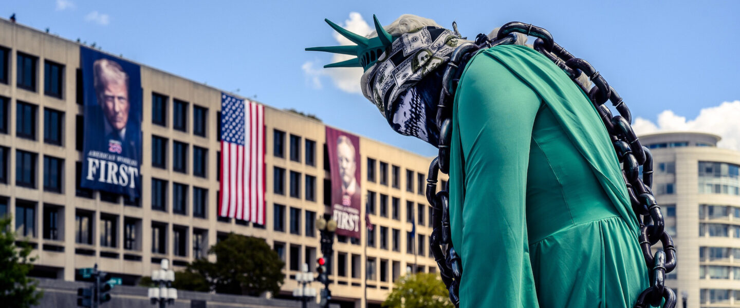 Statue of Liberty, Donald Trump, Protests