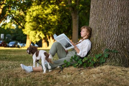 woman, reading, park