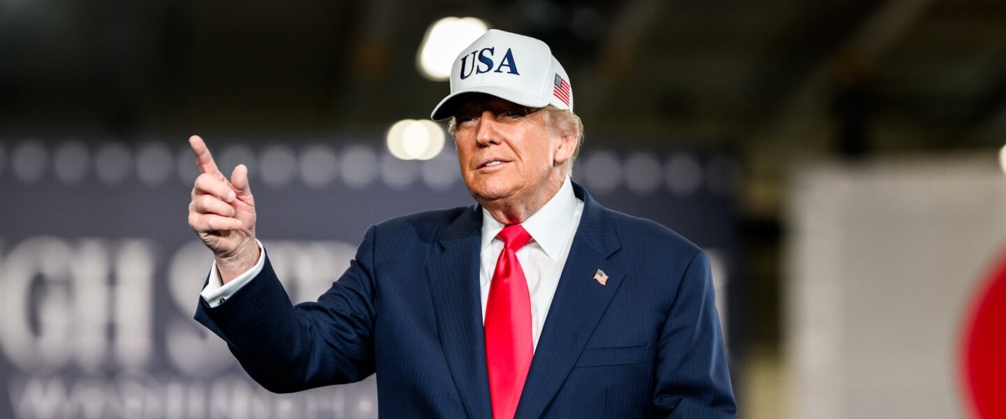 Donald Trump, Yokosuka Naval Base