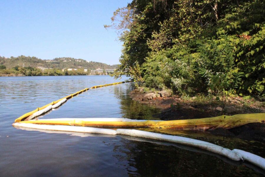 Containment booms, Allegheny River