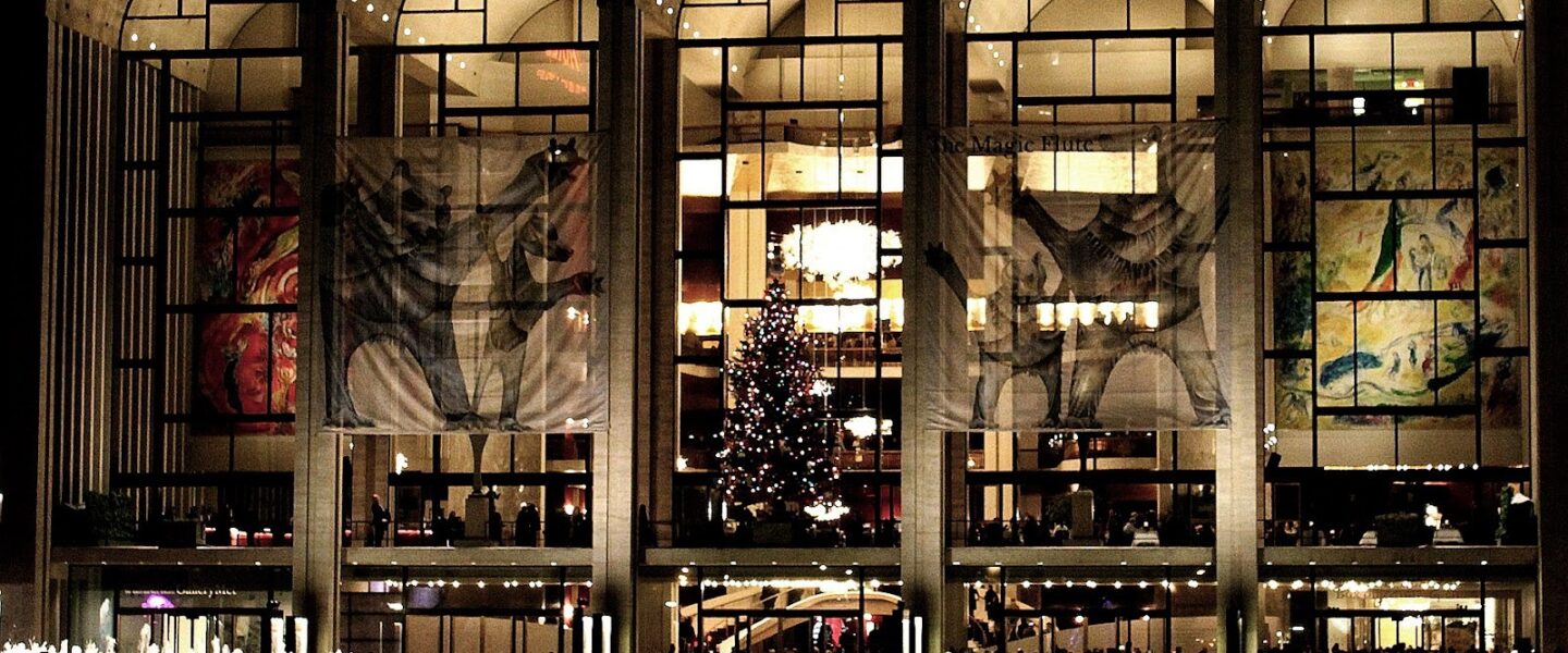 US economy, wealth inequality, inflation, spending gap. new study