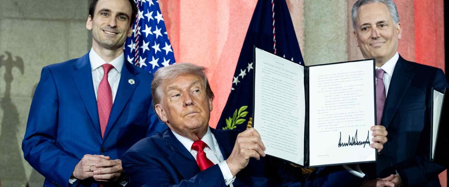 Donald Trump, signs, executive, AI Summit