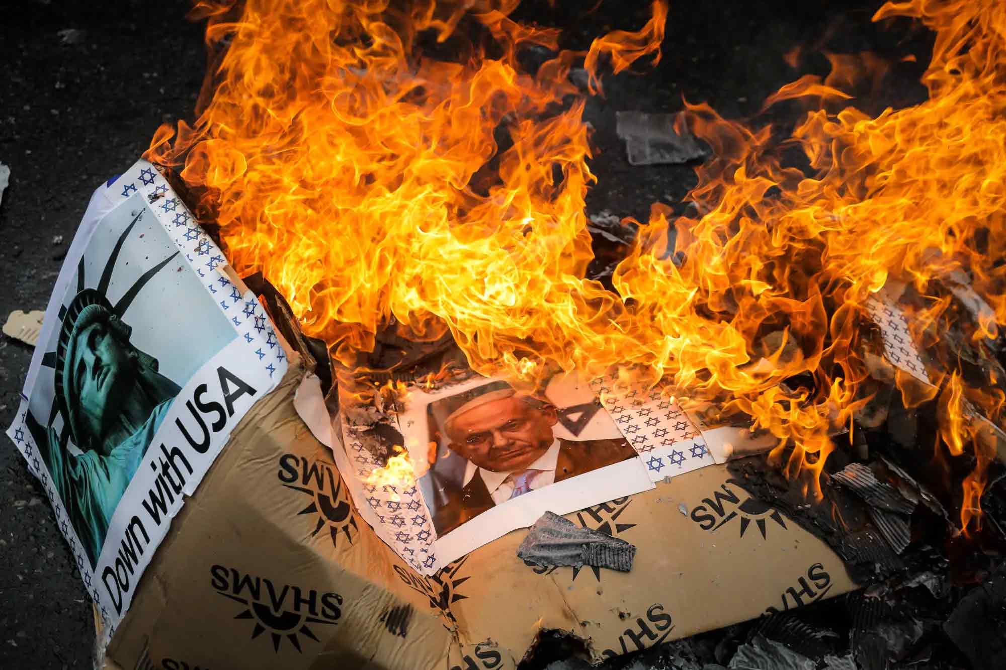 Iranians gather, Quds Day march, Tehran