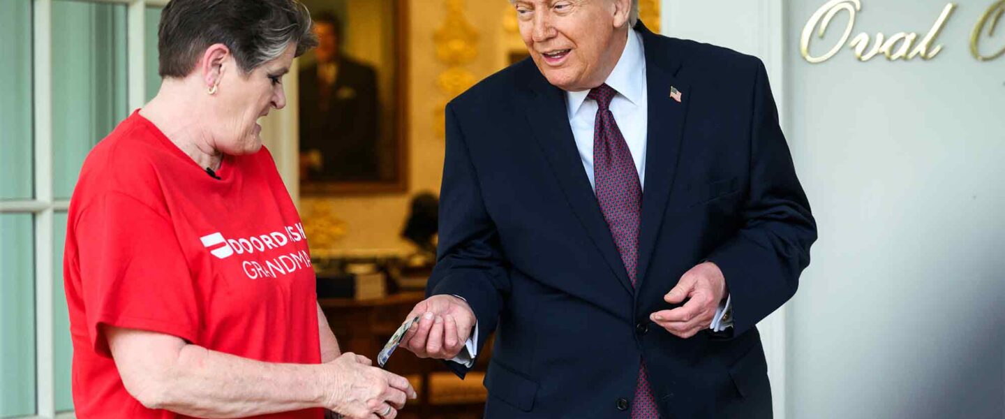 Donald Trump, one hundred dollars, Sharon Simmons, Doordash Grandma