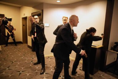 Law enforcement personnel, Secret Service, draw guns, shooting incident, Washington Hilton hotel