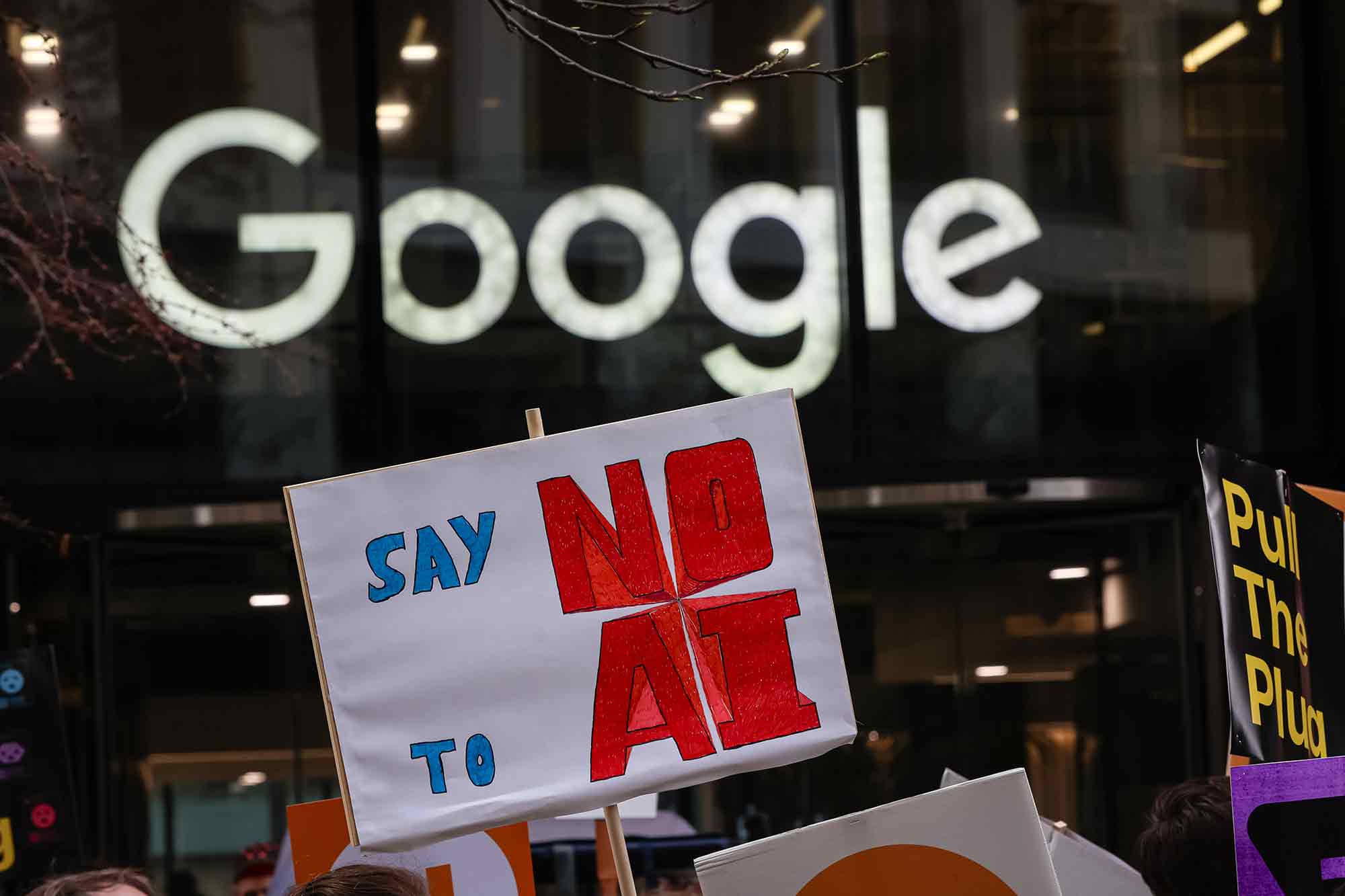 Pull the Plug, protesters, Google, London, AI, Artificial Intelligence