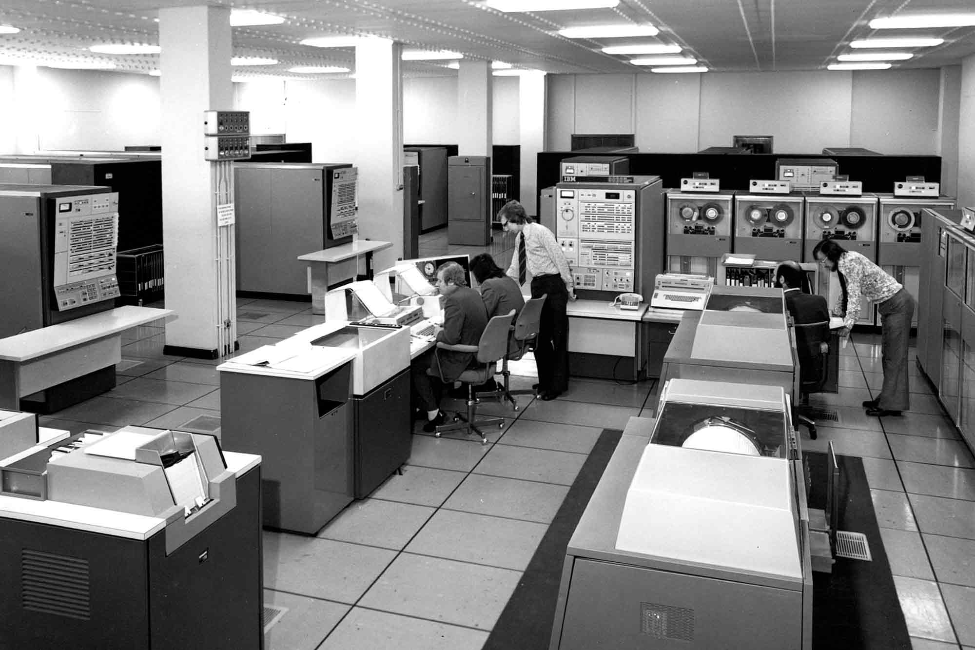 Air Traffic Control Center, 1975