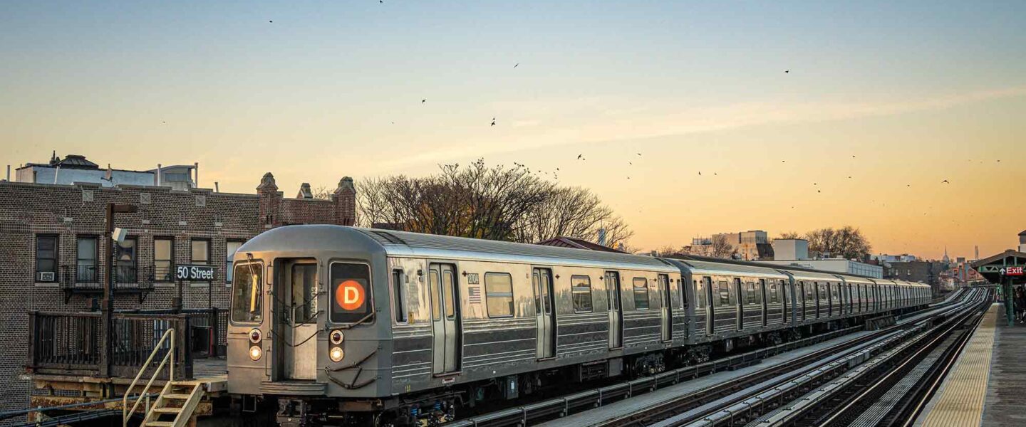 R68 #2704 on the D line at 50th Street, Brooklyn, NY