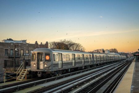 R68 #2704 on the D line at 50th Street, Brooklyn, NY