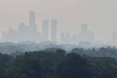 Smoke, Mississauga, Canada, skyline