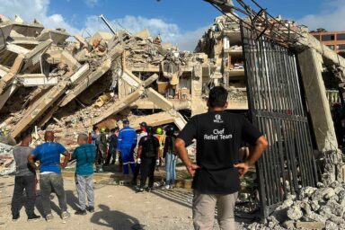 What Can We Learn From Venezuela’s Misfortunes? World Central Kitchen, serves meals, Venezuela, earthquakes