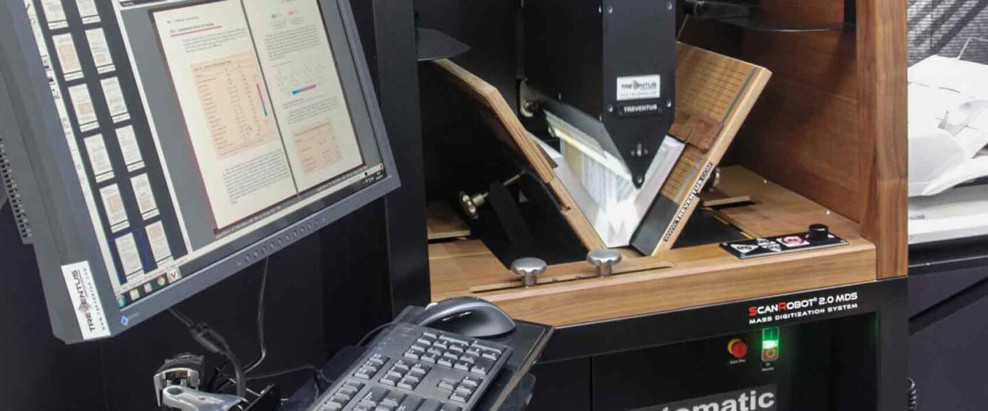 CeBIT 2015, Automatic Book Scanner